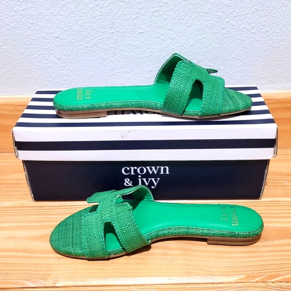 crown & ivy Shoes - Crown & Ivy Women's Green Slide‎ Sandals Size 6